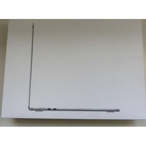 Apple MacBook Air - 15" M3 - Ram 16 Go - DD 512 Go