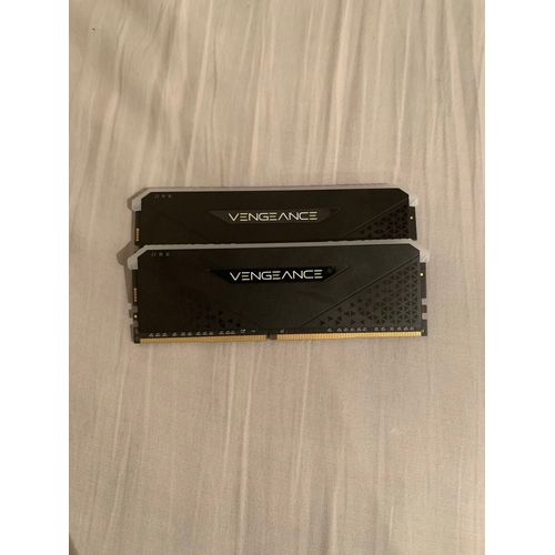 Barrette de ram DDR4 2x8go Corsair vengeance 