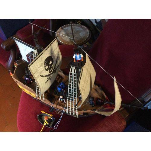 Bateau Pirates Playmobil