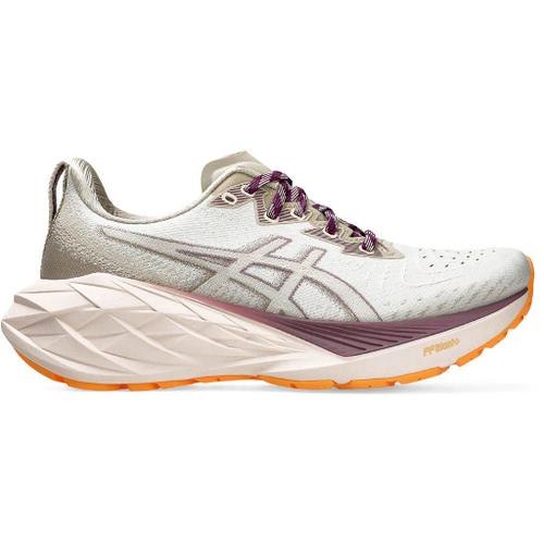 Asics Novablast 4 Nature Bathing Femme Rose