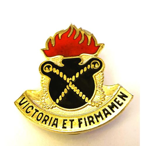 Pins Militaria Us Army Victoria Et Firmamen Insigne