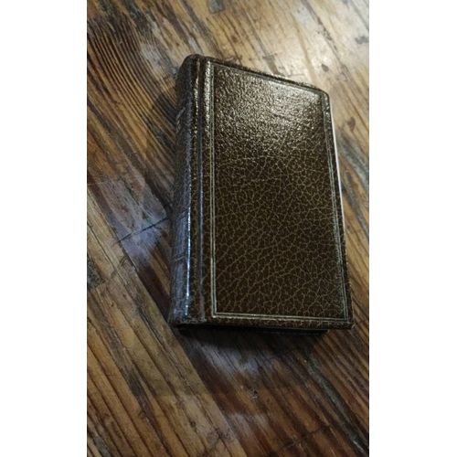 L'imitation De Jésus Christ. Lamenais . Édition 1905 Brepols.