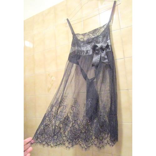 Nuisette Noire De Luxe Assez Transparente, Buste Satiné, Noeud Arrière, T. 44 Ou 46