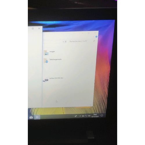 Lenovo IdeaPad 110 - 15" AMD E2-7110 - 1.8 Ghz - Ram 4 Go - DD 512 Go