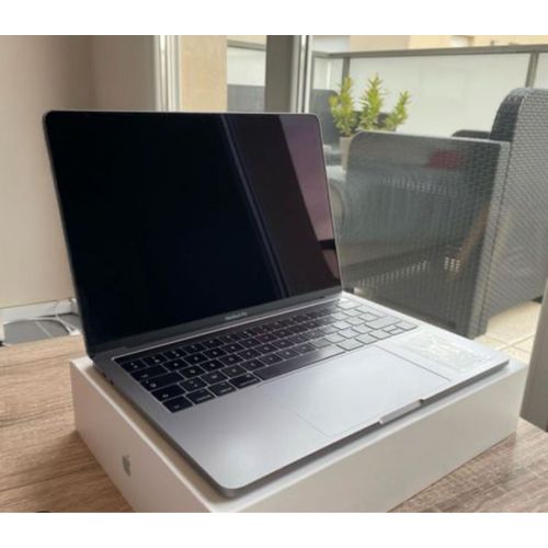 Apple MacBook Pro 2021 - 14" M1 Pro - Ram 32 Go - SSD 512 Go - Gris sidéral