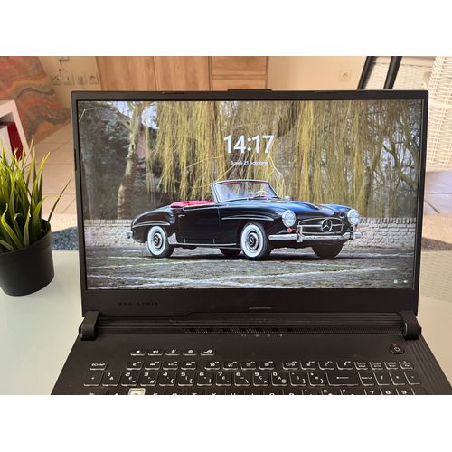 Asus ROG Strix G17 G17-G712LWS-EV019T - 17.3" Intel Core i7-10875H - 2.3 Ghz - Ram 16 Go - DD 1 To