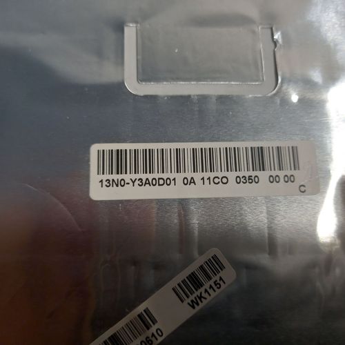 Toshiba Satellite L775 plasturgie écran + webcam + antenne wifi + charnières + Cable LVDS  13N0-Y3A0D01