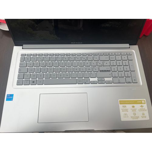 Asus VivoBook S1704ZA - 17.3" Intel Core i5 1235U - 1.3 Ghz - Ram 8 Go - SSD 512 Go - Gris