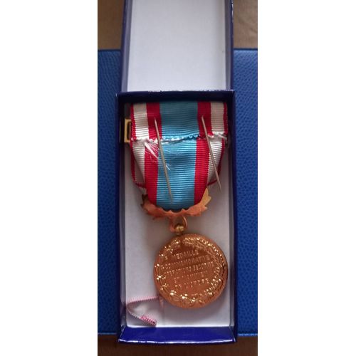 Médaille Commémorative Opération Sécurité Et Maintien De L'ordre