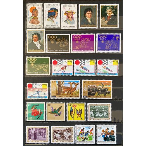 Lot De 73 Timbres Rwanda 1970- 1974