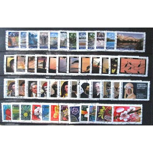 2022. 4 Premières Séries Autoadhésives.