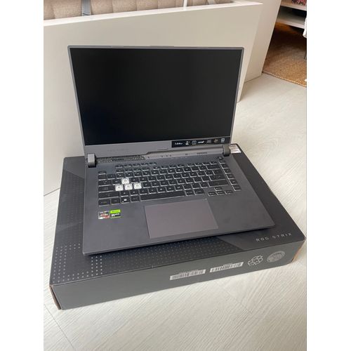 ASUS ROG Strix G15 15.6" AMD R7-6800H - Ram 32 Go - DD 960 Go