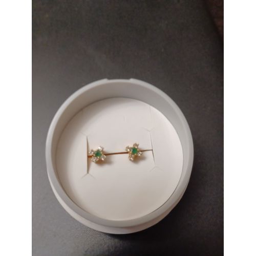Boucles D'oreilles En Plaqué Or.