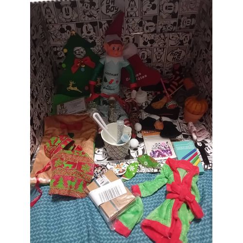 Box Lutin Farceur 48cm (Vêtements, Accessoires, Clef Magique, Poudre Magique....)