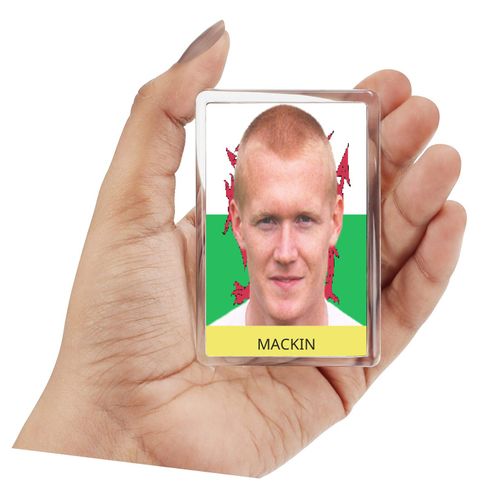 Magnet Frigo : Joueur De Foot Levi Alan Mackin Ref : 2076