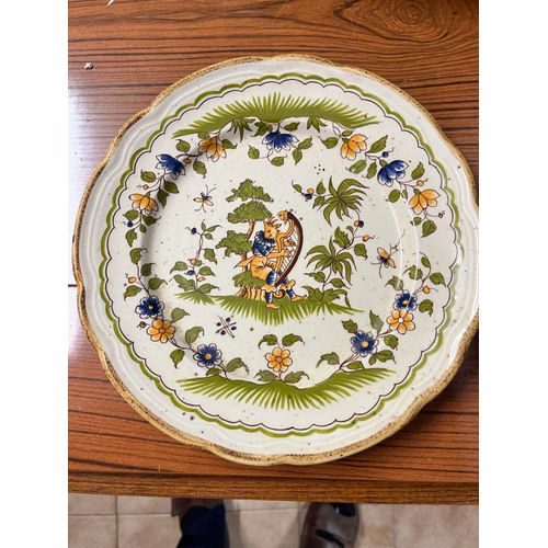 Assiette Vieux Moustiers