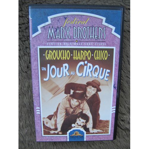 Un Jour Au Cirque Avec The Marx Brothers. Cassette Vhs
