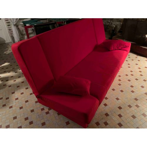 Beau Clic-Clac Rouge De Marque Déco In Paris.