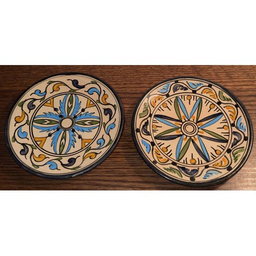 Lot De 2 Petites Assiettes Décoratives En Grès