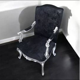 Une Paire De Fauteuils Style Louis Xv Noir & Gris En Bois D'hêtre