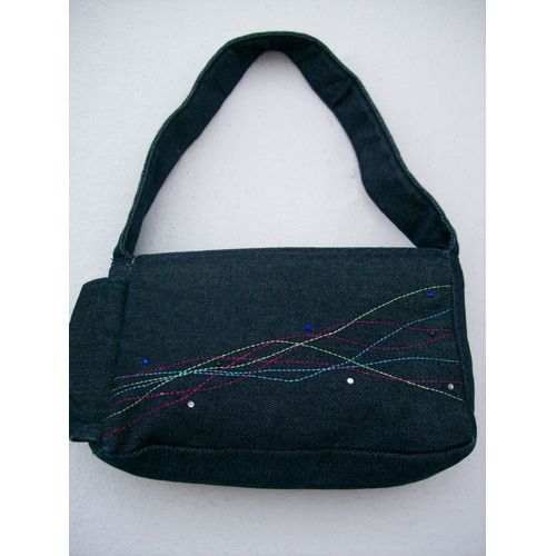 sac à main en jean brodé TBE