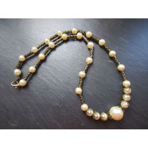 Collier De Perles Blanches