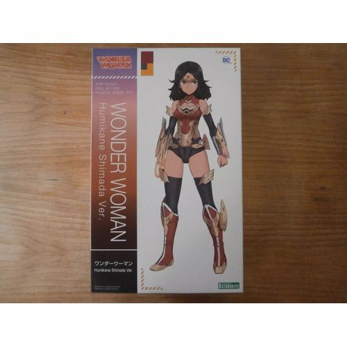 Figurine Wonder Woman - Full Action Plastic Model Kit - Dc / Kotobukiya - Japan