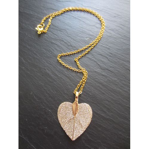 Collier Doré Avec Pendentif Feuille