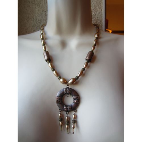 Collier Sautoir Marron Clair Et Bronze Avec Pendentif