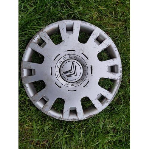 Enjoliveur De Roue De Voiture Automobilec Citroën 15 Pouces Arromanches 15" Indice 01 Pa66-Md15 9650011880 B5x3n61sta764-Ind.02 Argent Silver