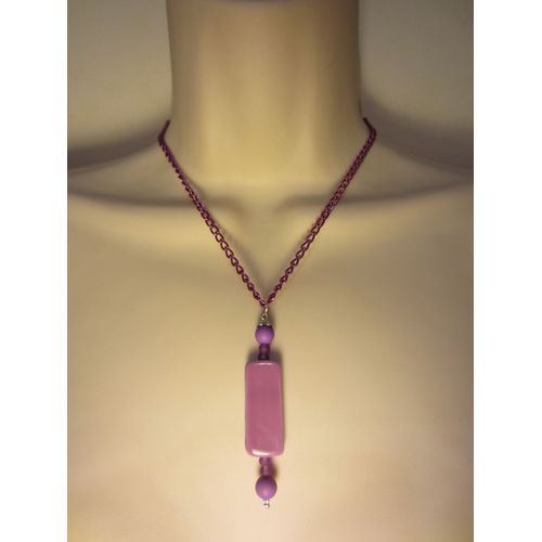 Collier Violet Avec Pendentif En Céramique