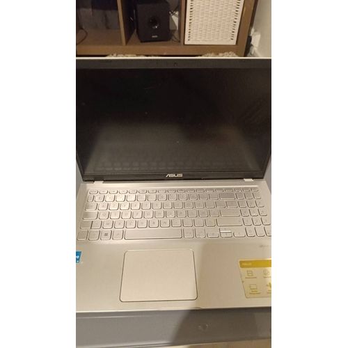 Asus Vivobook X1500EA - 15.6" Intel Core i5-1135G7 - 2.4 Ghz - Ram 16 Go - SSD 512 Go - Argent