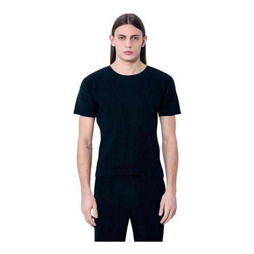 Issey Miyake - Tops > T-Shirts - Black