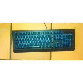 Clavier Gaming RAZER Cynosa V2 AZERTY Razer Cynosa V2 Rétroéclairé ARC EN CIEL Touches de jeu haut de gamme silencieuse amortie Pour Les longues sessions de jeu en tout confort rapide ergonomique