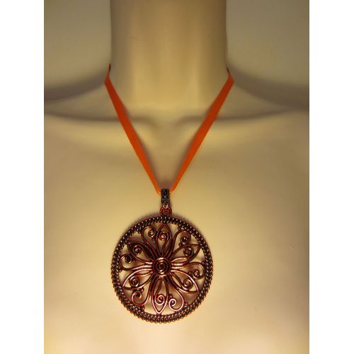 Collier Orange Et Cuivré Avec Gros Pendentif