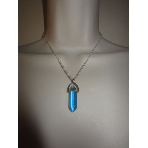 Collier Plaqué Argent Avec Pendentif En Quartz Bleu