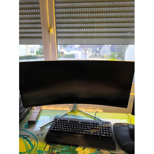 Écran incurvé 144hz