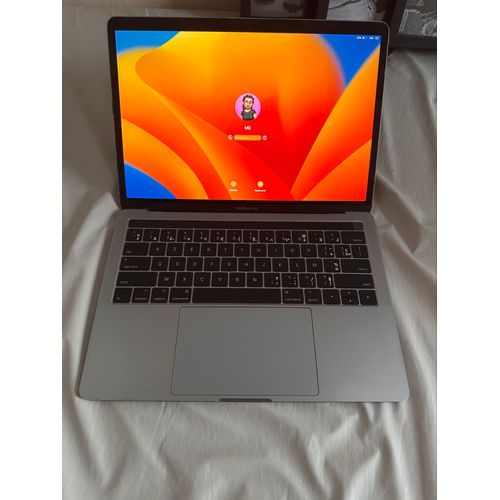 Apple MacBook Pro mi-2017 - 13" Intel Core i5 - 3.1 Ghz - Ram 8 Go - SSD 256 Go