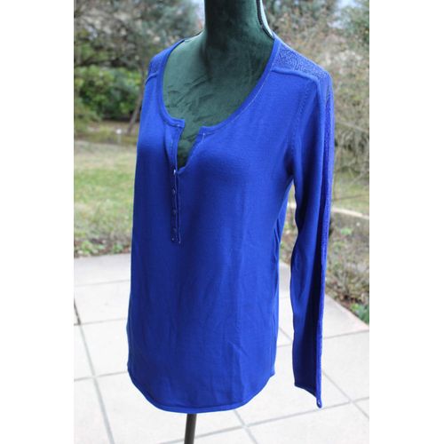Pull Neuf Kookai Bleu Électrique Avec Dentelle Sur Manches Et Dans Le Dos.Taille Étiquetèe: 1. Mais Taille Plus Grand 38.