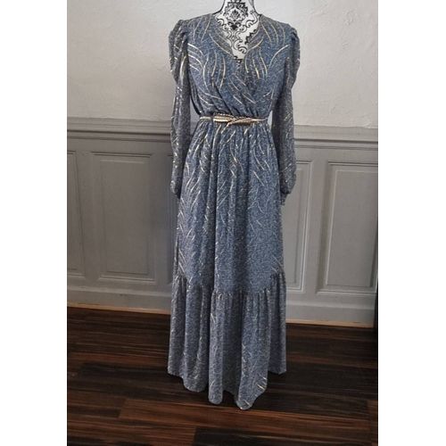 Robe Longue D'été Ou Cérémonie Fluide Bleu Fleuri Et Or  Taille 36/38