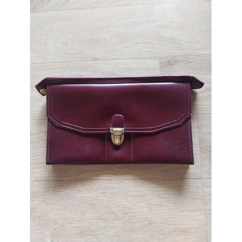 Petite pochette bordeaux en cuir simili - Vintage