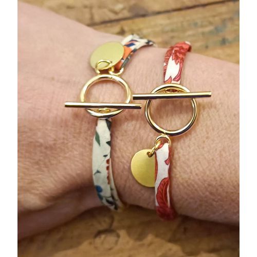 2 Bracelets En Tissu Liberty Et Breloques