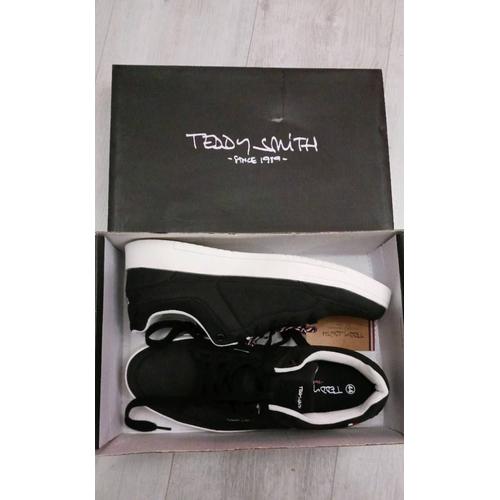 Paire De Chaussure Neuve Homme Taille 44, Teddy Smith