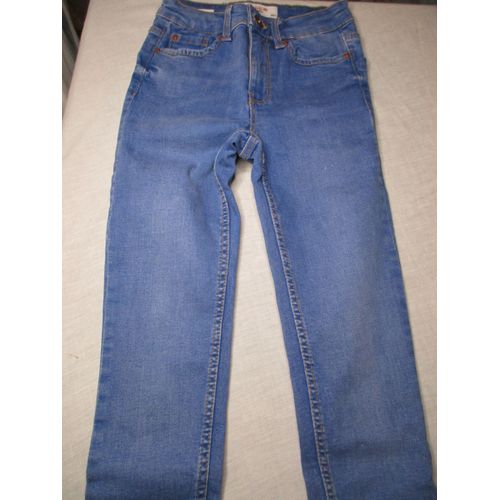 Jean, 30