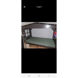 Je Vends Deux Grands Lits Enfants Sous Forme D'une Maison Avec Leurs Matelas Neufs.