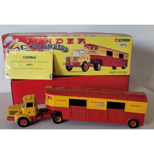 Corgi Camion Circus Pinder