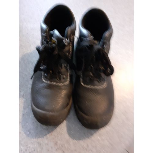 Chaussure De Sécurité Montante "Safety Jogger"Noir "P-38" Homme