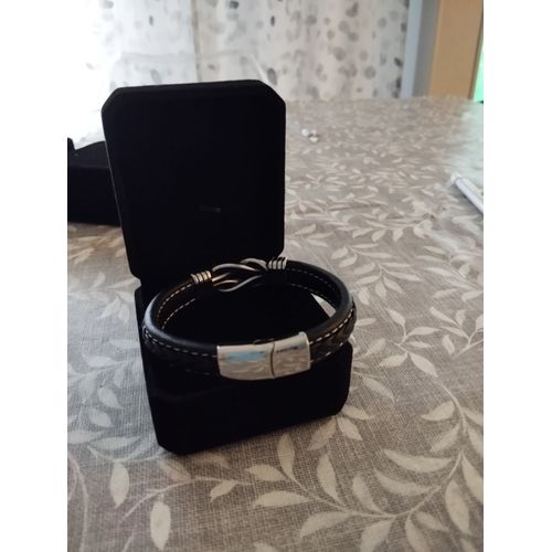 Bracelet Homme Ou Femme En Cuir Et Acier
