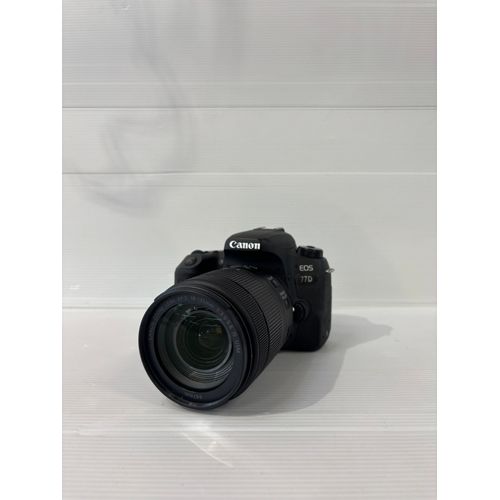 CANON EOS 77D 24.2 MPIX + OBJECTIF 18-135MM 1:3.5-5.6 IS USM