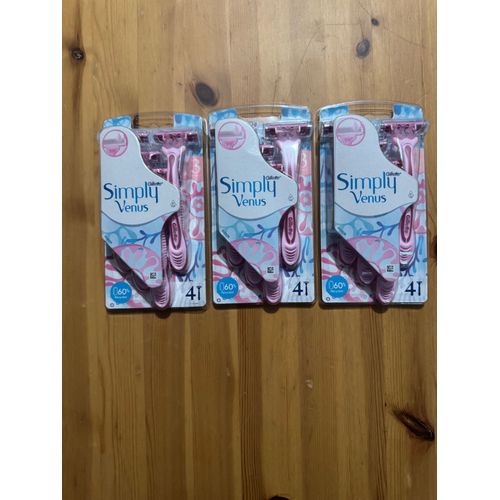 Gillette Venus Simply Pour Femmes, Lot De 4 Rasoirs Jetables Pour Un Rasage Manuel De Près, Tête Pivotante À 3 Lames Et Avec Une Bande Lubrifiante Pour Protéger La Peau 